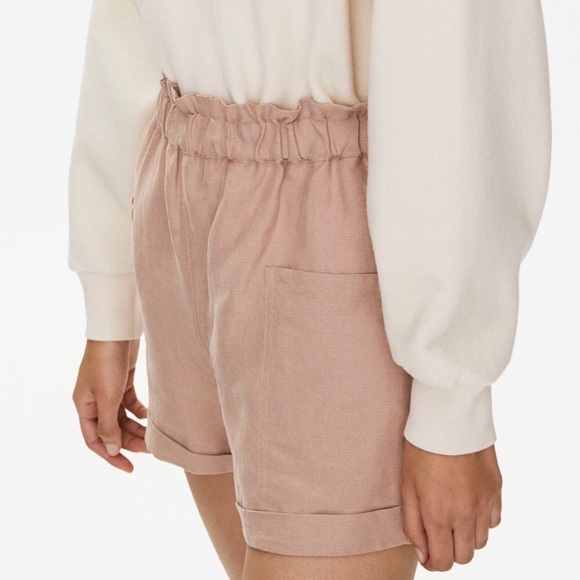 (SOLD) ARITZIA Wilfred High Waist Cuffed Shorts M - Picture 6 of 8